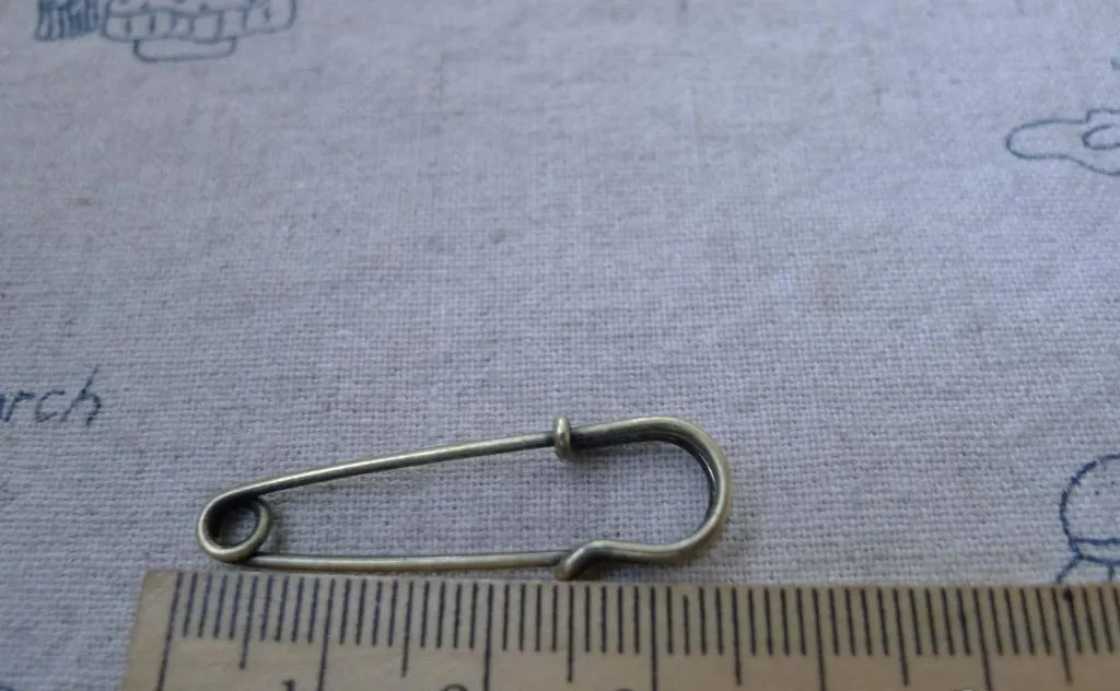 10 pcs Antique Bronze Kilt Safety Pins Brooch  A7642