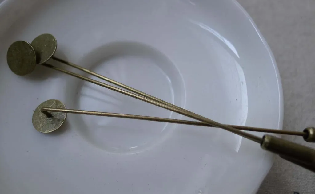 10 pcs Antique Bronze Stick Pin Clutch With 10mm Pad A216