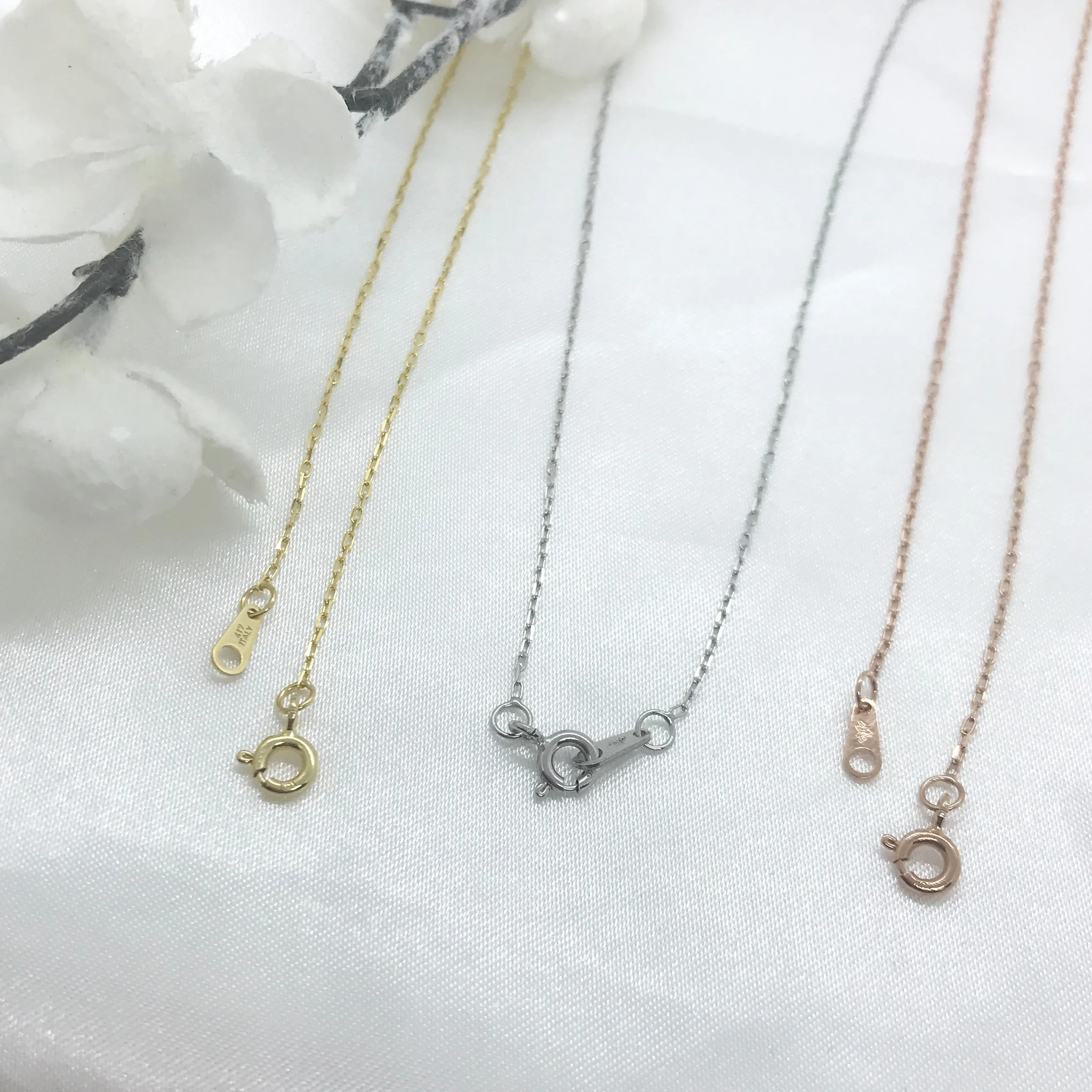 10k Gold Dainty Chain