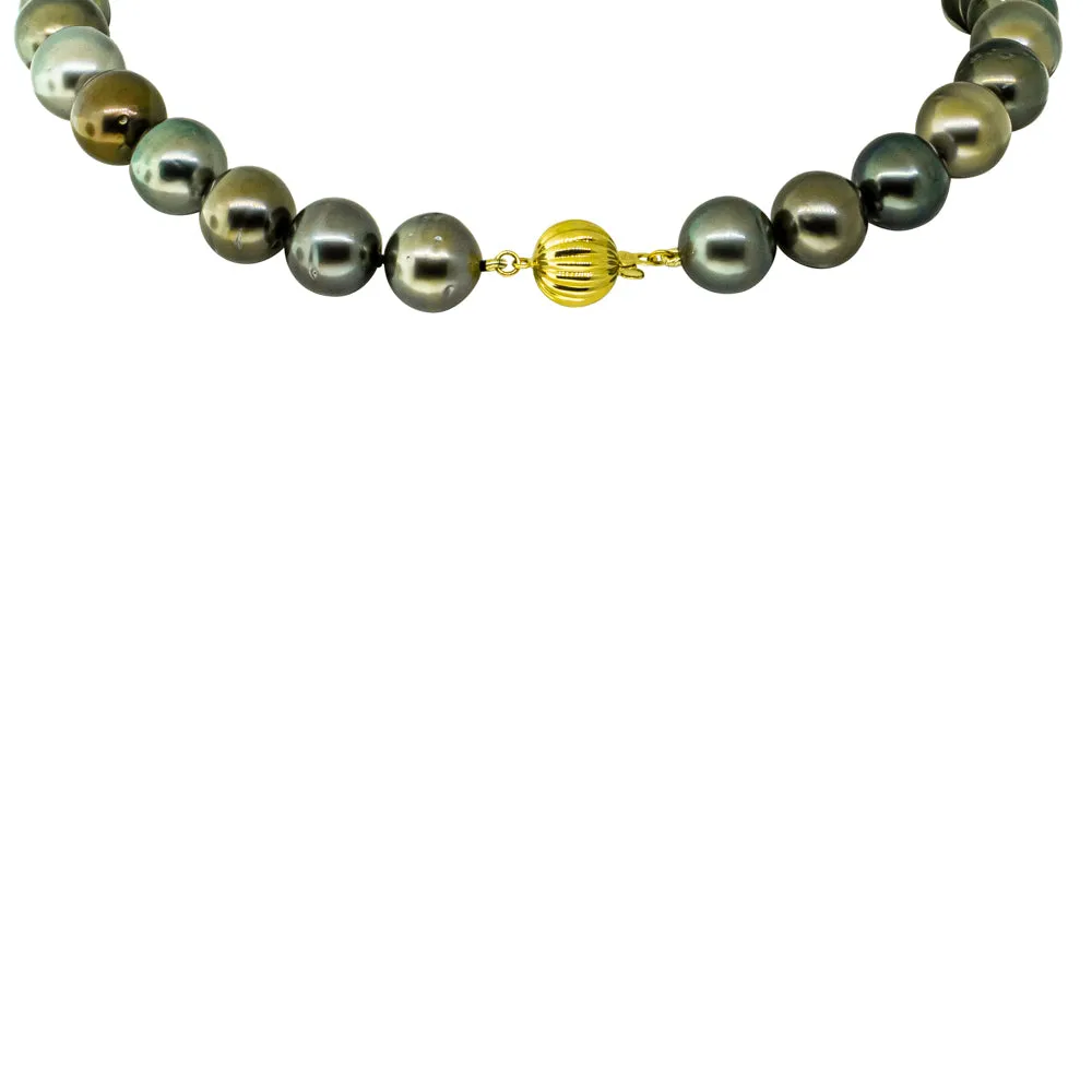 18ct Yellow Gold Cultured Black Pearl Necklace