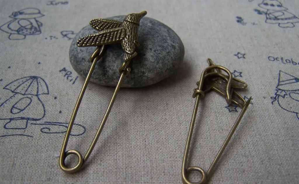 6 pcs Antique Bronze Bird Safety Pins Broochs A2880