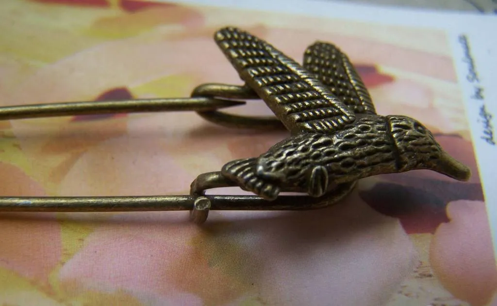 6 pcs Antique Bronze Bird Safety Pins Broochs A2880