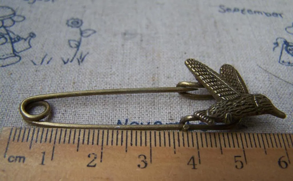 6 pcs Antique Bronze Bird Safety Pins Broochs A2880