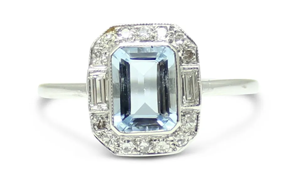 Art Deco Aquamarine and Diamond Ring Platinum 0.25ct   0.90ct