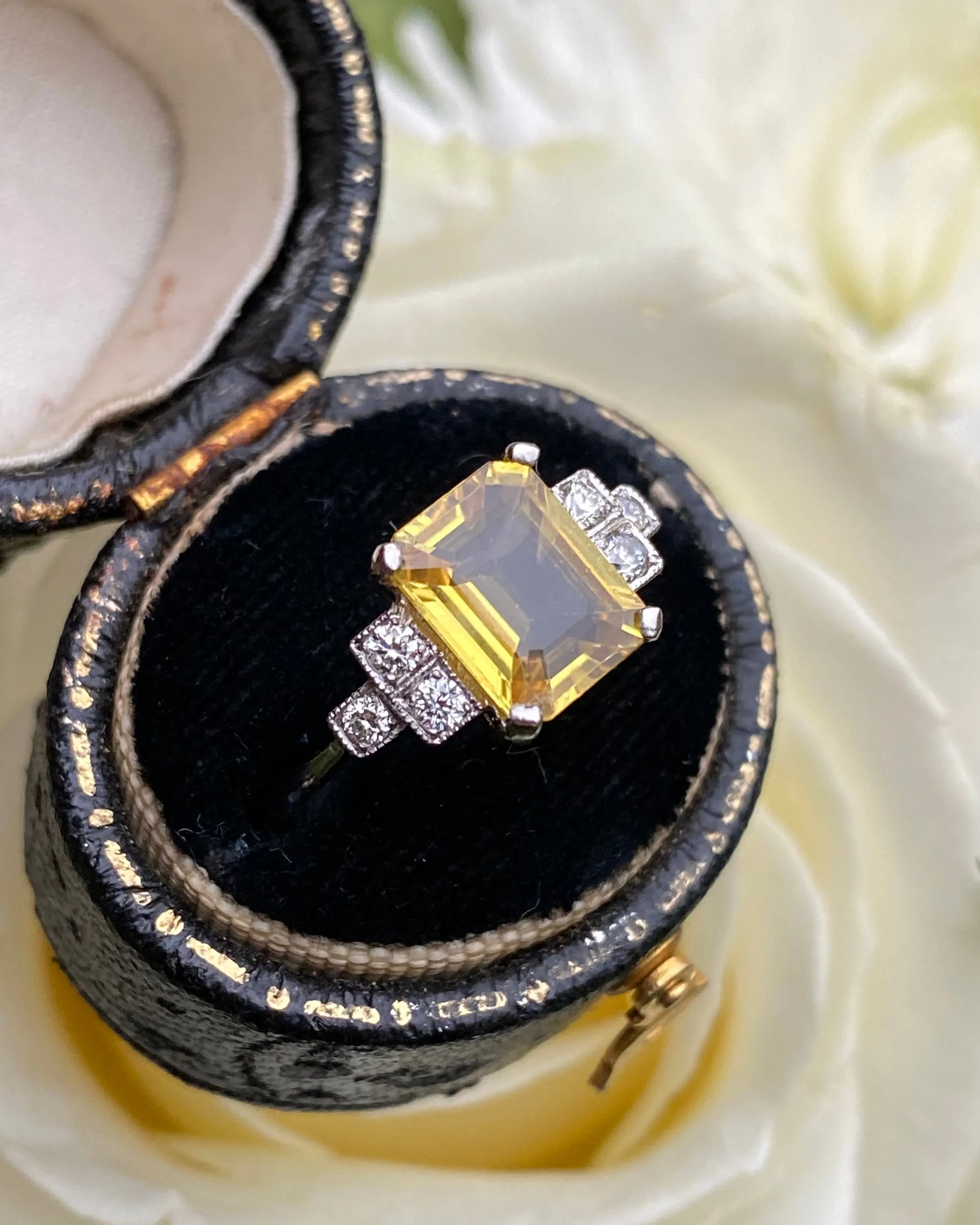 Art Deco Yellow Sapphire and Diamond Platinum Ring 0.18ct   2.85ct