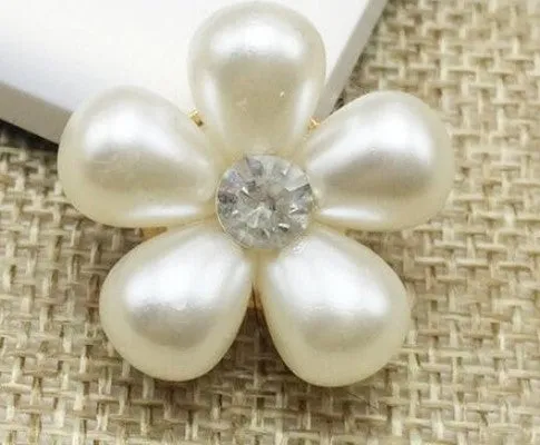 Flower Pearl Rhinestone Brooch BR-200