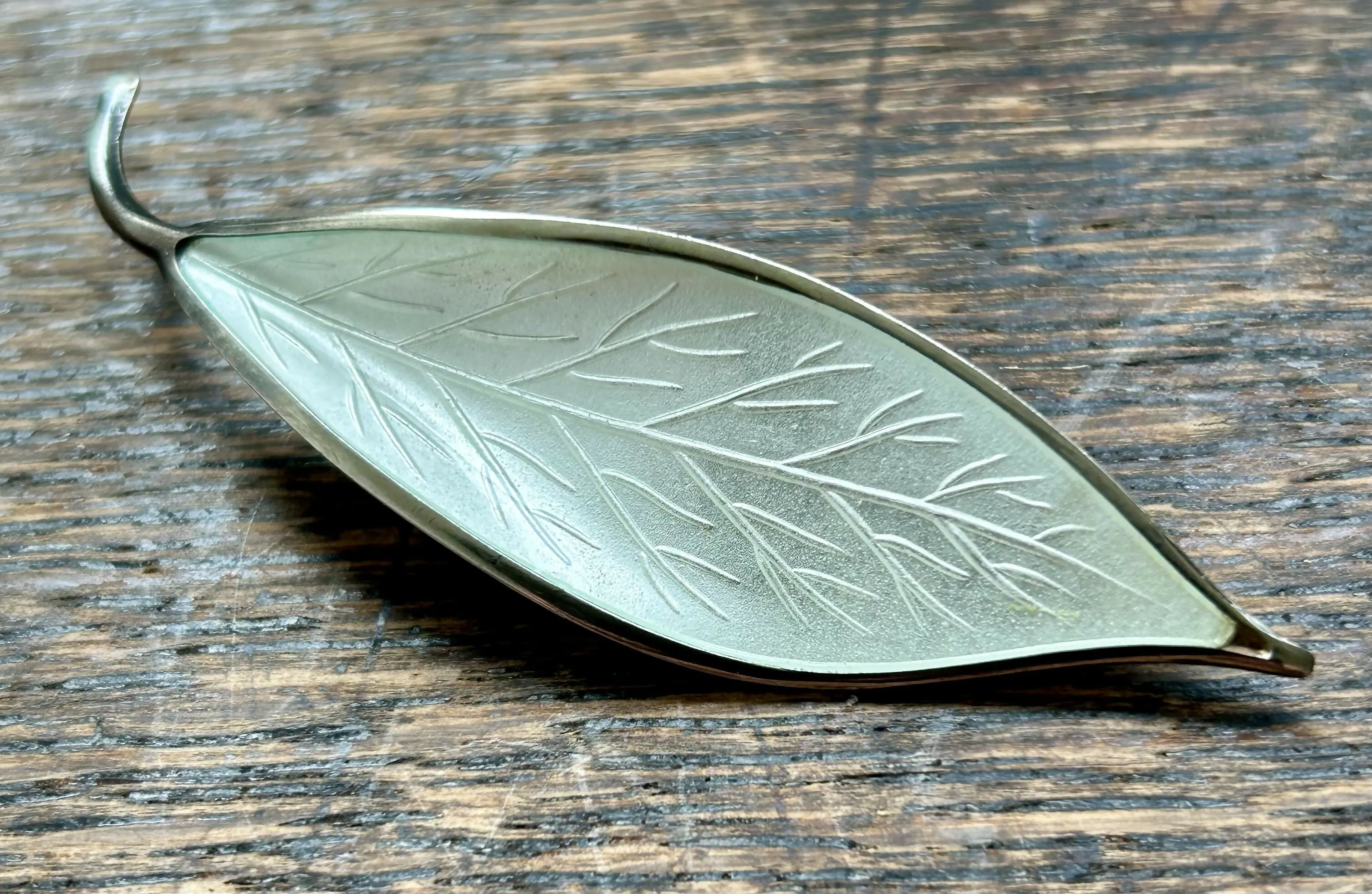 Modern Mid Century David Anderson Sterling Silver 1960??s Snowflake White Enamel Leaf Brooch