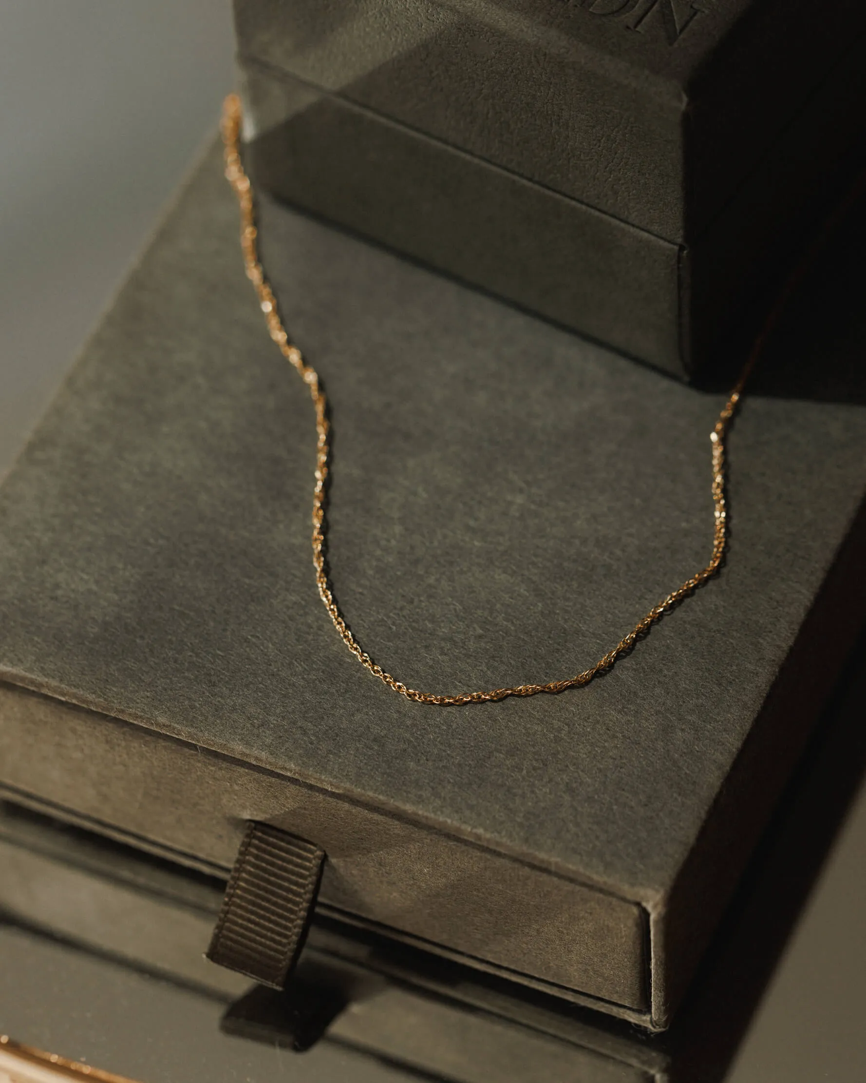 Shimmer Chain