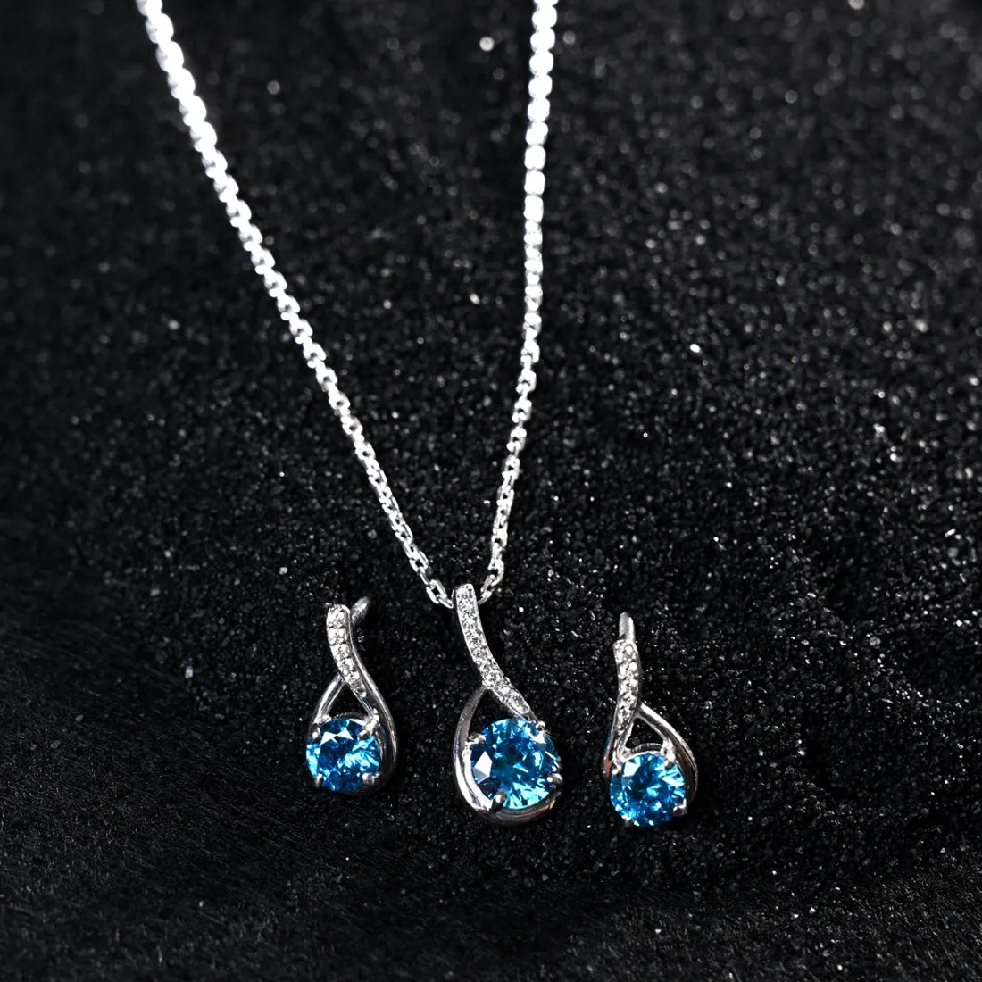 Silver Isla Jewellery Set