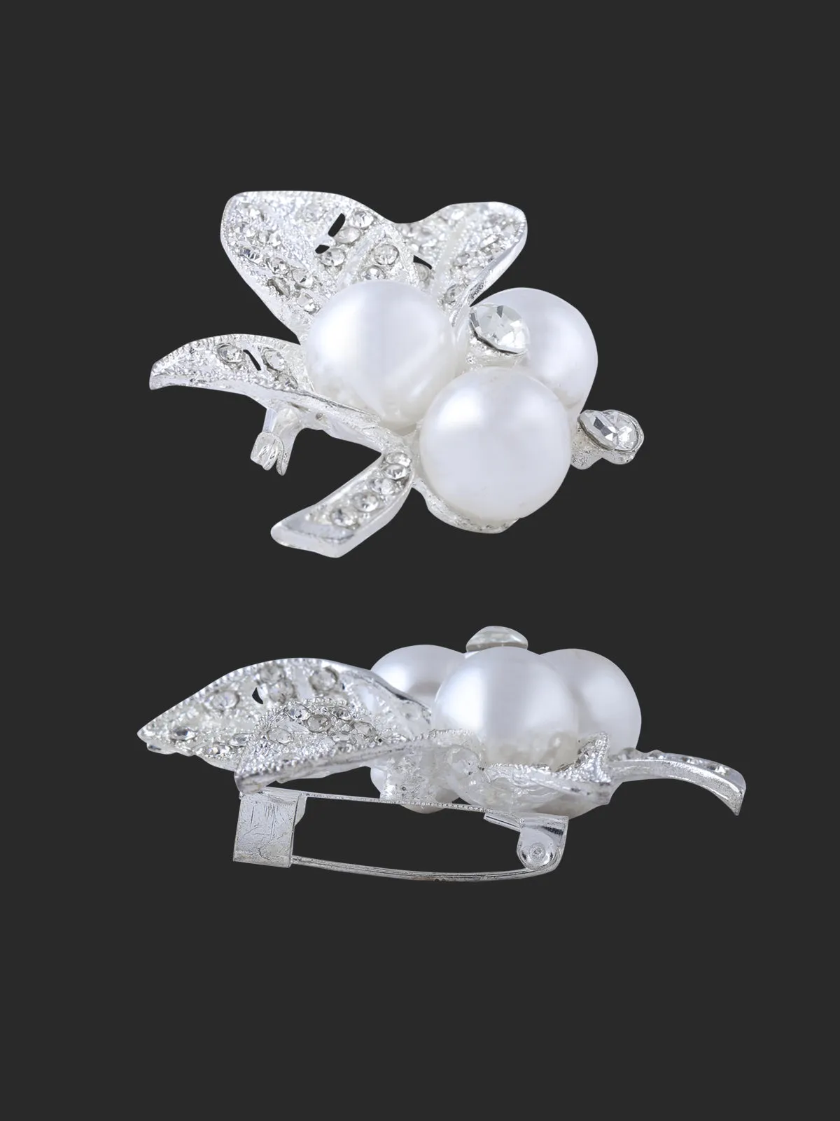 Sparkling Diamond & Pearl Leaf Shape Brooch