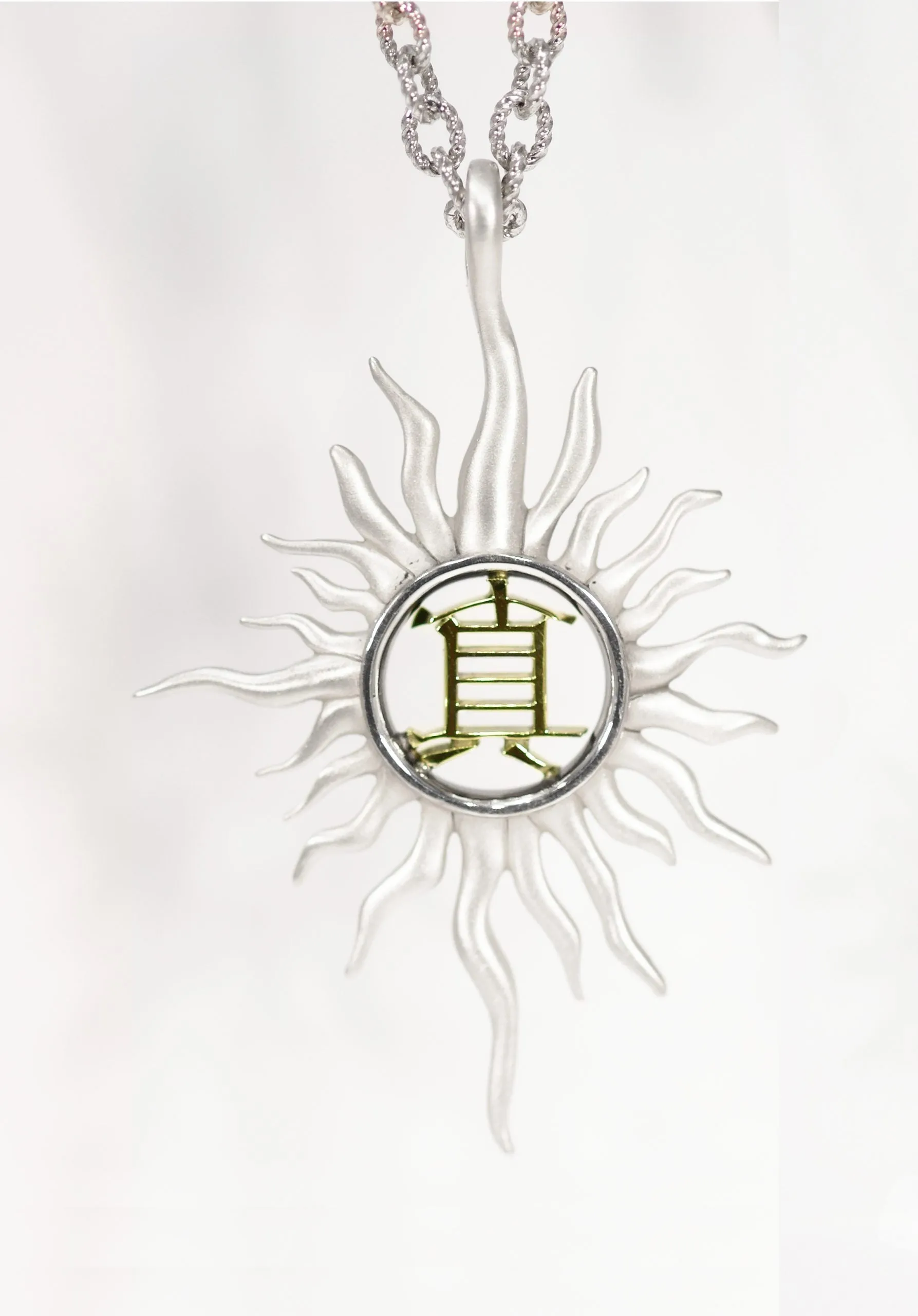 'Truth' Pendant in Chinese