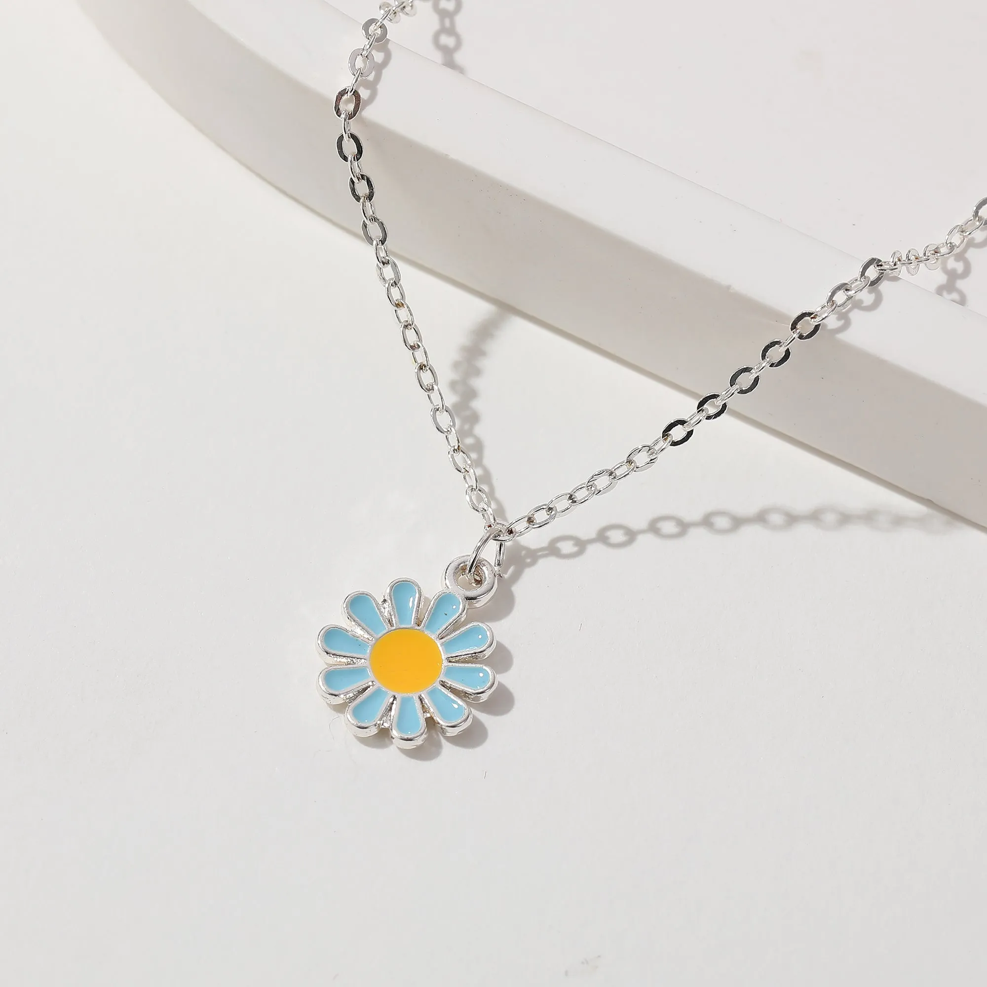 Vibrant Daisy Charm Anklet with Silver Chain - Colorful Summer Jewelry for Women